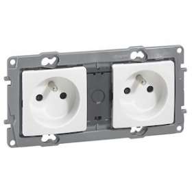 Prise 2x2P+T horizontale Niloé 16A pré-câblée bornes automatiques - finition Pur|Legrand-LEG664745