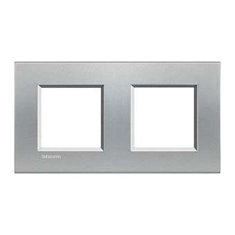 Plaque Livinglight Neutre 2+2 modules horizontal ou vertical - Tech|Bticino-TICLNA4802M2TE