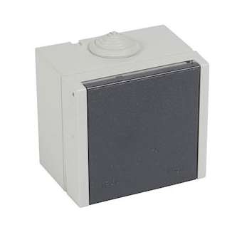 Prise étanche 3P+T à volet Plexo 20A 400V IP44 IK08 saillie - gris|Legrand-LEG055705