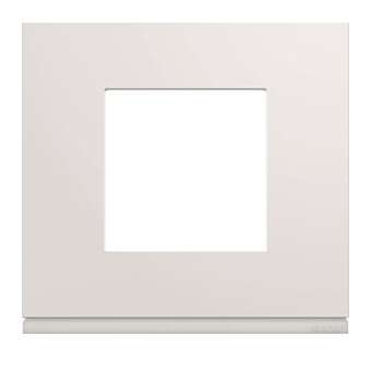 Plaque gallery plastique injecté 1 poste pure carton de 50|Hager-HAGWXP000250