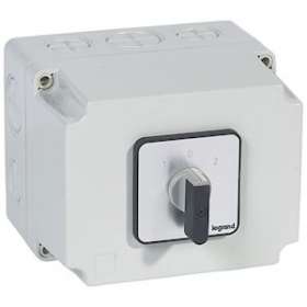 Commutateur à cames inverseur - arrêt 45DEG PR40 -3P -6 contacts -boîtier 135x70|Legrand-LEG027747