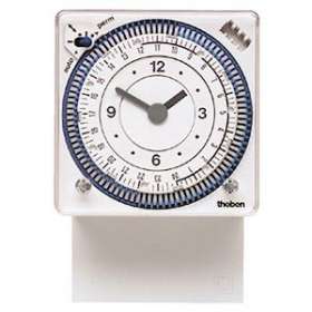 Interrupteur horaire mécanique avec réserve de marche 72 72 24h 1 c|Theben-THB1890801