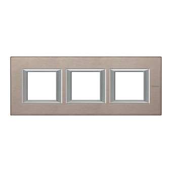 Plaque rectangulaire Axolute Aluminium brossé 2+2+2 modules horizontal - Titane|Bticino-TICHA4802M3HNX