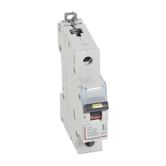Disj. DX³ 1000kA 16kA arrivée haute/départ bas à vis 32A -courbe C -1 module|Legrand-LEG409136