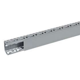Goulotte Segma oblongue 60mmx40mm - Pas de 50mm - 1 couvercle - Longueur 2m -PVC|Planet wattohm-PLW23042