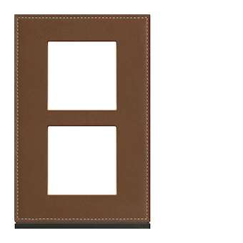 Plaque gallery 2 postes verticale 57mm matiere coffee leather|Hager-HAGWXP4922