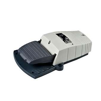 Preventa XPEG - inter. à pied - simple - sans capot - plast.- gris - 2O+2F|Schneider Electric-SCHXPEG211