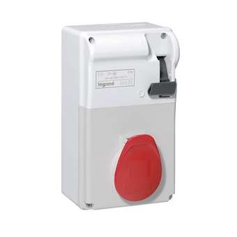 Coffret P17 IP44 avec interrupteur et 1 prise 16A 3P+T - 380V~ à 415V~ 50Hz-60Hz|Legrand-LEG056605