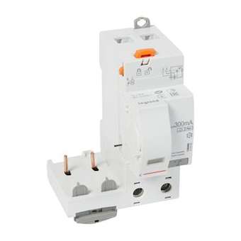 Bloc diff adaptable à vis DX³ pour disj 1 mod/pôle 2P 230-400V~ 40A -typeF 300mA|Legrand-LEG410446