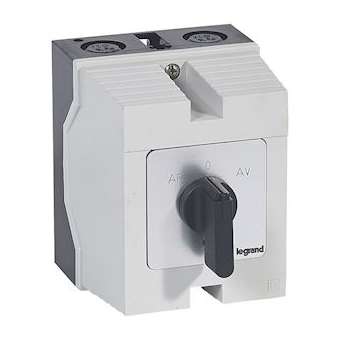 Commutateur moteur triphasé - inverseur 1 vitesse - PR 26 - 5 contacts - boîtier|Legrand-LEG027781
