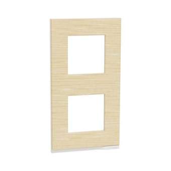 Unica Pure - plaque de finition - Bois nordique liseré Blanc - 2 postes vert.|Schneider Electric-SCHNU6004V83