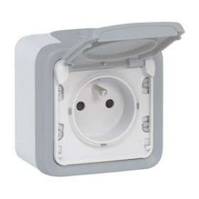 Prise de courant étanche volet de protection IP55 Plexo complet saillie - gris|Legrand-LEG069910