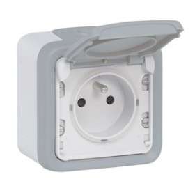 Prise de courant étanche avec volet IP55 Plexo complet saillie - gris - blister|Legrand-LEG069970