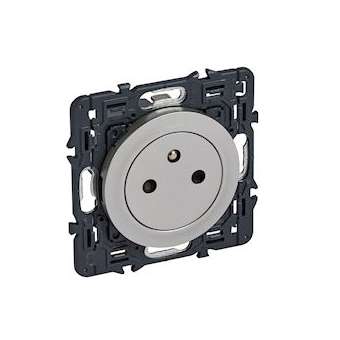 Prise de courant 2P+T Céliane 16A avec enjoliveur titane et support|Legrand-LEG067712