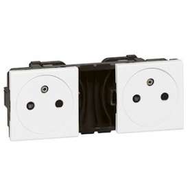 Double prise de courant 2P+T Surface précâblées Mosaic 2x2 modules - blanc|Legrand-LEG077134