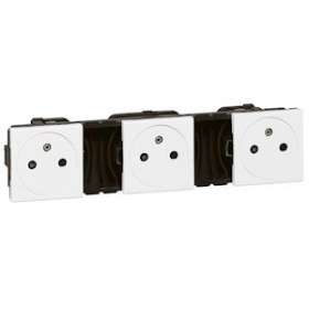 Triple prise de courant 2P+T Surface précâblées Mosaic 3x2 modules - blanc|Legrand-LEG077136