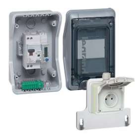 Kit coffret équipé et pré-câblé avec prise Green'up Access|Legrand-LEG090481