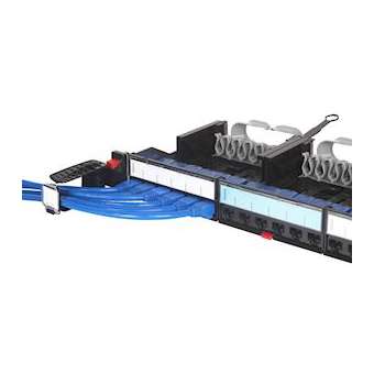 Guides cordons pour panneaux de brassage droits et en angle LCS³|Legrand-LEG033759