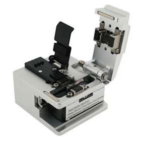 Cleaver de précision pour fibre optique 250 / 900 µm|Gigamedia-GGMCLEAV01