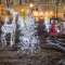 SPRAY- Sapin spray argent H1,80m- 490LED Blanc pétillant