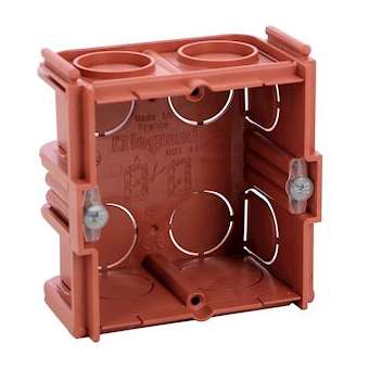 Boîte monoposte Batibox maçonnerie carrée 1 poste associable - profondeur 40mm|Legrand-LEG080141