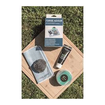 Kit de nettoyage avec boule inox, pierre+microfibre, rénovateur|Forge Adour Distribution-FGAKITNETRENOV
