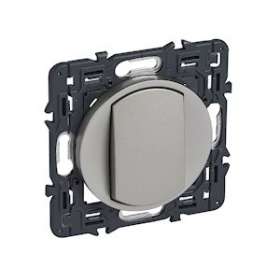 Poussoir inverseur Céliane 6A avec enjoliveur titane et support|Legrand-LEG067732