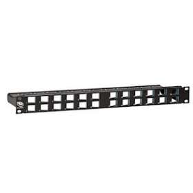 Panneau 24 ports angulaire 1U noir|Leviton Manufacturing EU Limited-BBXMMCPNLX24SIJ2MAN