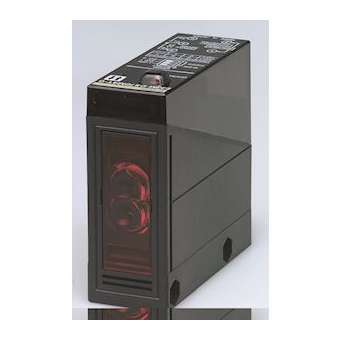 Réflexion directe, 70 cm, temporisation, 12-240 vc.c./24-240 vc.a., relais, lo/d|Omron electronics-OMRE3JM-DS70M4T-G