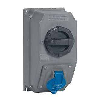 Coffret monoprise Hypra IP44 - 1 prise 2P+T 16A 200V~ à 250V~ et 1 interrupteur|Legrand-LEG059203