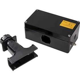 Boîte de raccordement intégrée, entrée multiple, avec plaque de mise à la terre|nVent RAYCHEM-RAY986415000