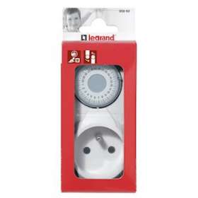 Programmateur ménager journalier avec fiche 2P+T et socle 2P+T 16A|Legrand-LEG095860