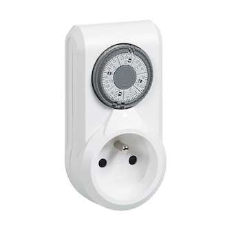 Programmateur ménager hebdomadaire avec fiche 2P+T et socle 2P+T 16A|Legrand-LEG095861