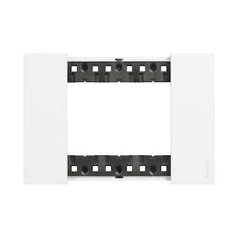 Plaque de finition Living Now Collection Les Blancs 3 modules finition Blanc|Bticino-TICBTKA4803KW