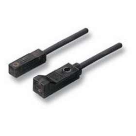 2 fils, non blindé, 2,5 mm, 12-24 vc.c., no, détection latérale, ip67, câble 1 m|Omron electronics-OMRE2S-W211M