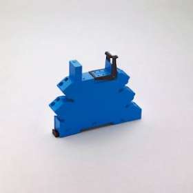 Support 10A 250V 24V AC/DC, pour séries 4452 ou 4161, bleu, à ressort|Finder-FID93520024